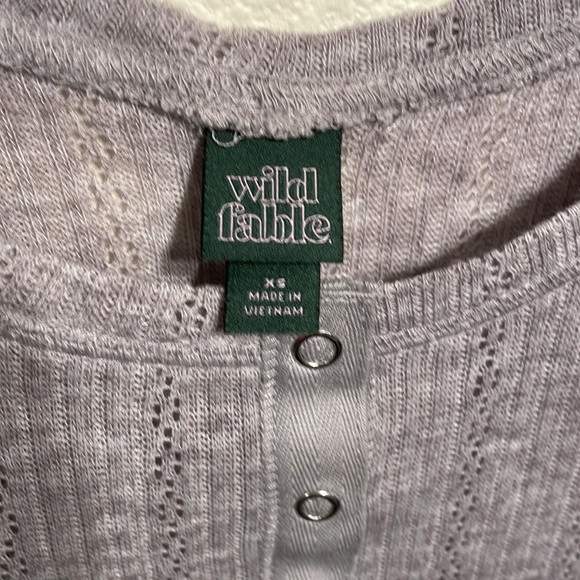 Wild Fable Cropped Long Sleeve. Gray. Size XS. - Picture 2 of 4